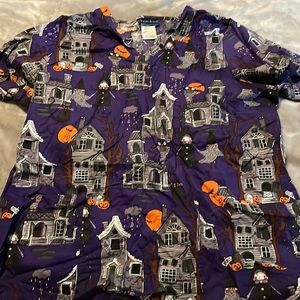 Cherokee Scrub Top XL- Halloween